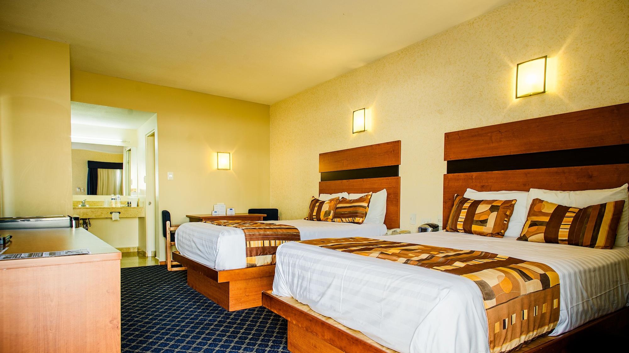 American Inn Hotel & Suites Parral מראה חיצוני תמונה