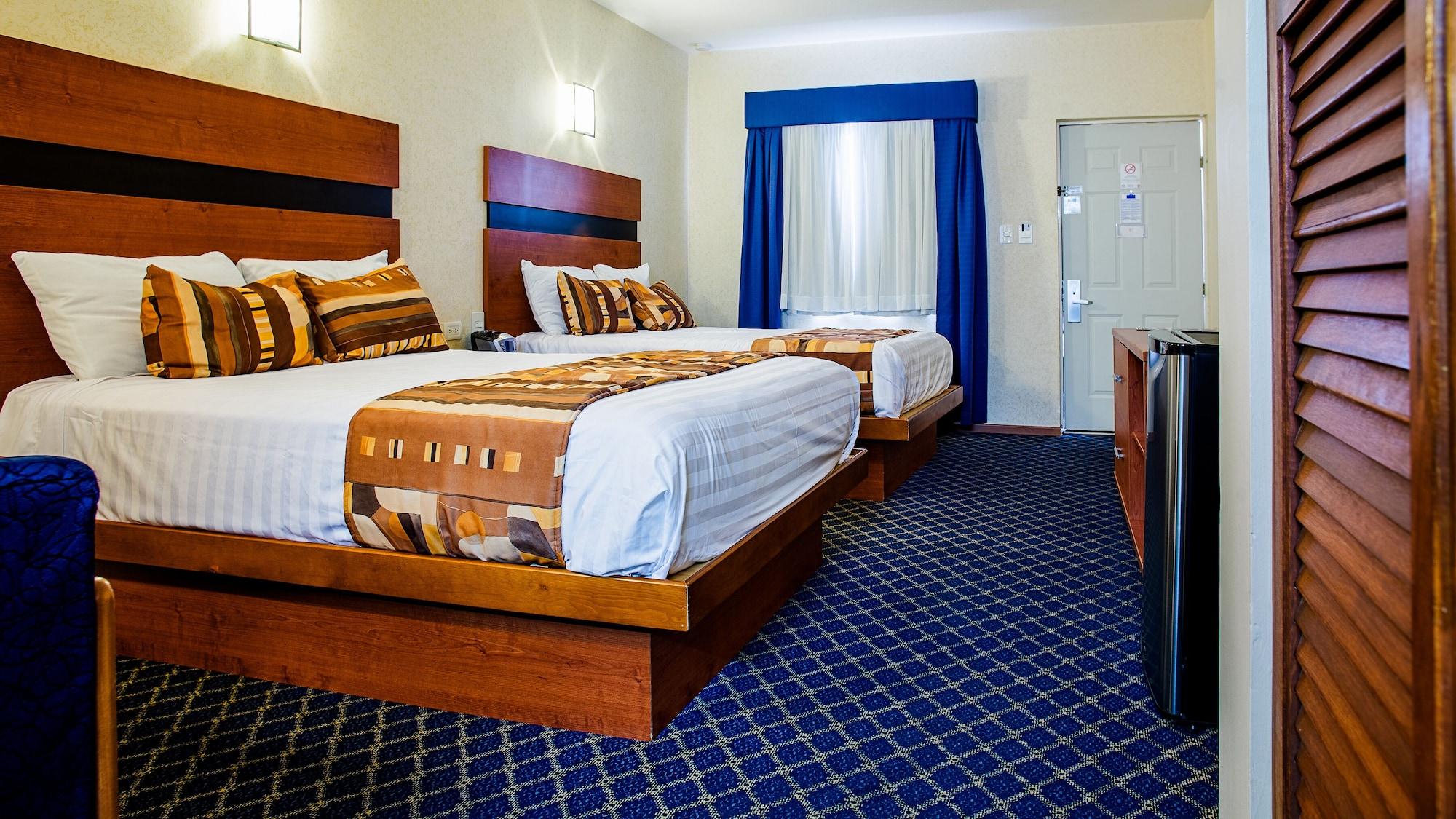 American Inn Hotel & Suites Parral מראה חיצוני תמונה