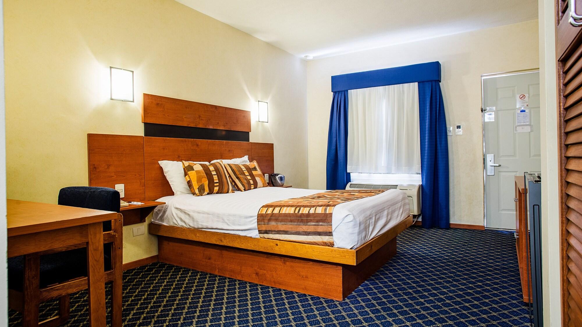American Inn Hotel & Suites Parral מראה חיצוני תמונה